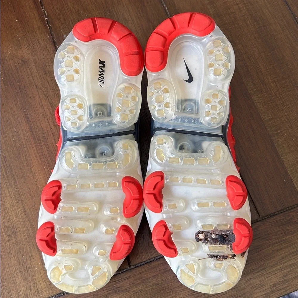 Nike Air VaporMax Plus 'Chile Red' women's size 6.5